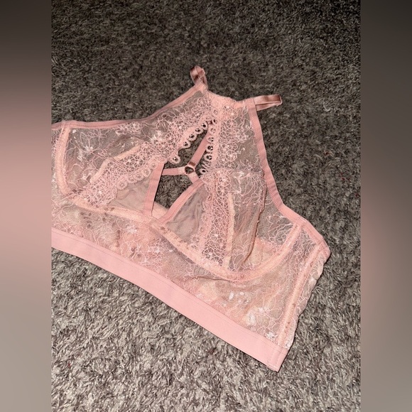 Victoria’s Secret Very Sexy Pink Floral Lace & Mesh Bralette Size Large - Picture 4 of 7
